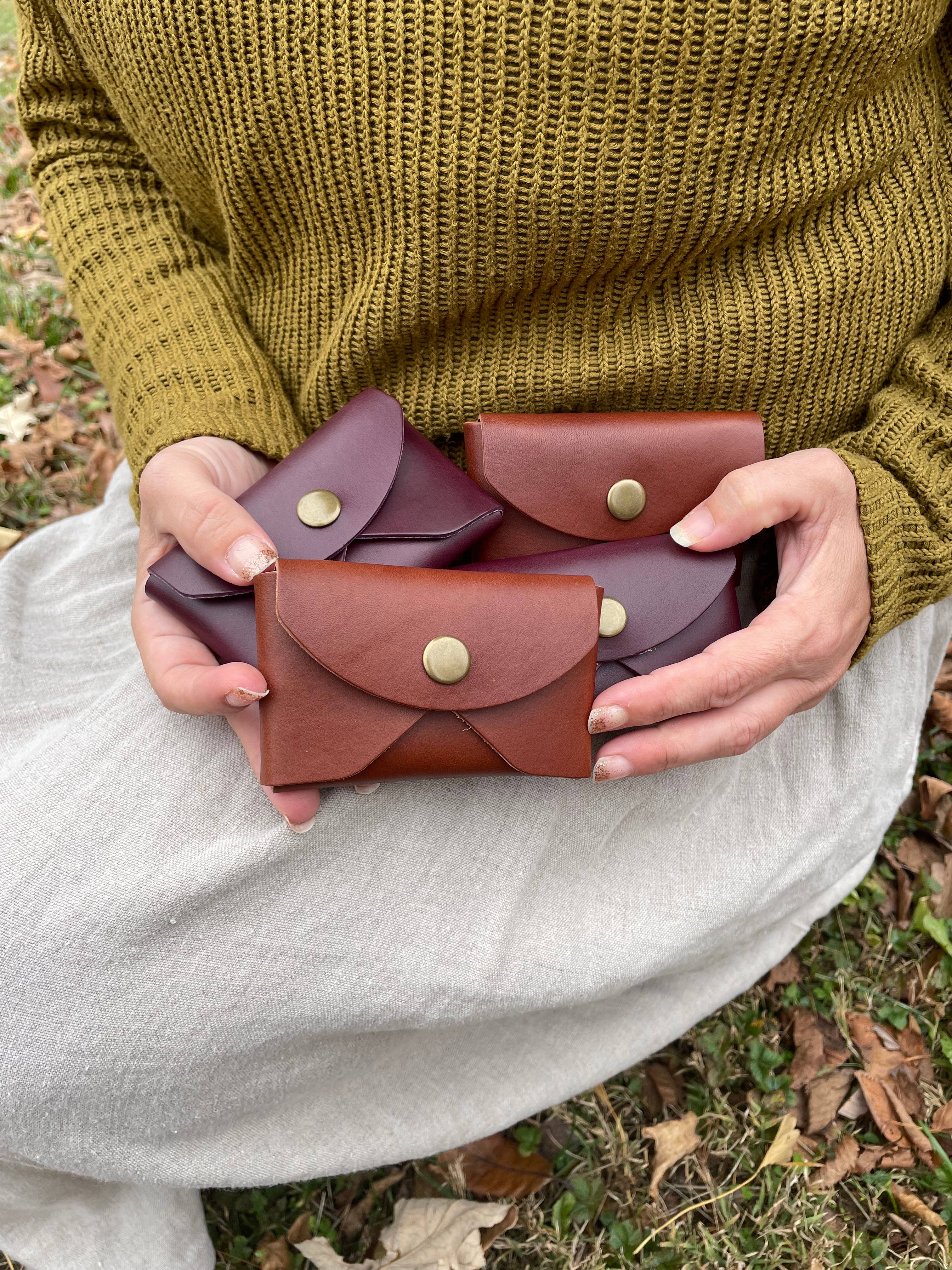 Wild Things Leather Goods - Wholesale Ketting met gebedskralen - Volnerf Rozenkrans Tasje / Munttasje / Schat Tasje