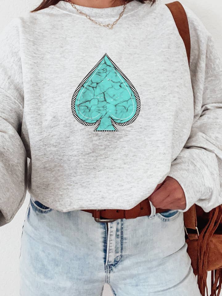 ”Spade Crewneck/Tee” för wholesale av Wild Soul Babes/Stitch and Style Clothing