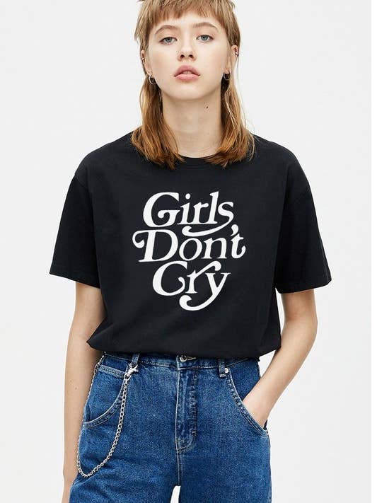 Les filles ne pleurent pas pour la vente par DOTCOM