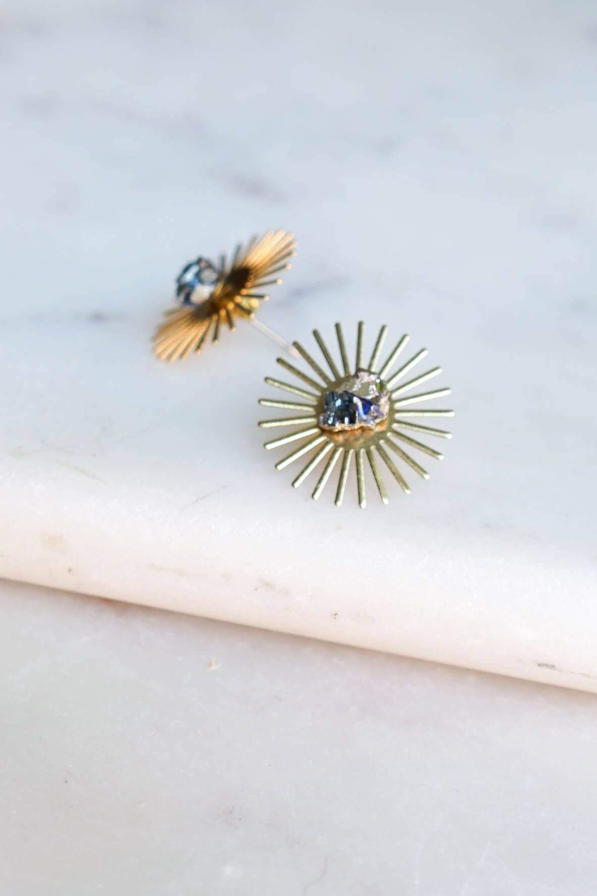 Peter and June - Venta al por mayor Pendientes de botón/aretes de poste - Sommar - Tachuelas con capas5