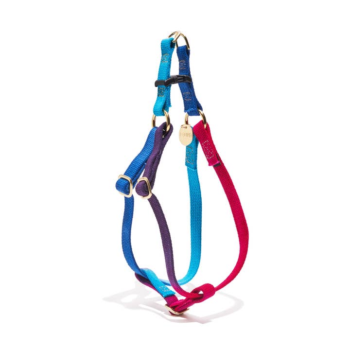 Harnais pour chat et chien en coton multicolore foncé pour la vente par Found My Animal