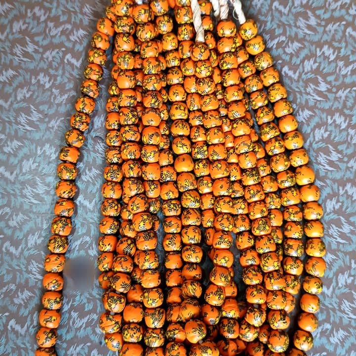 African Craft Collection – Großhandel Perlen – Glasperlen für Schmuckherstellung – Krobo Rundperlen3