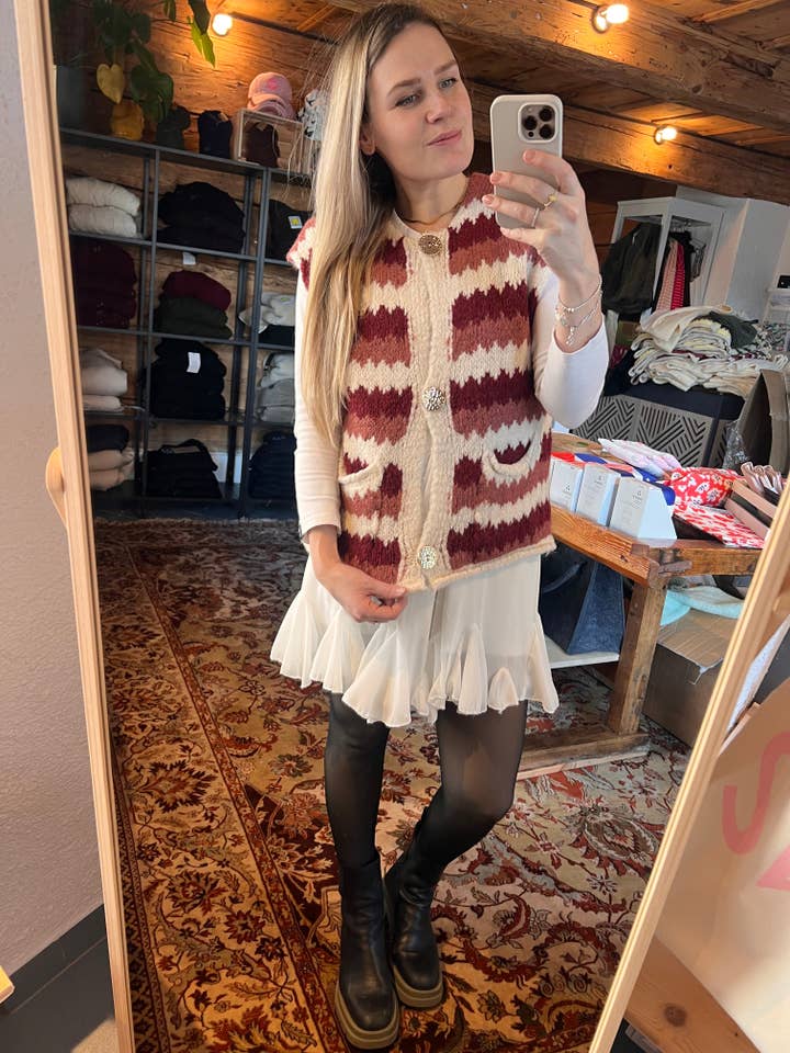 Chaleco de punto boho con botones dorados para venta al por mayor de Woidladl