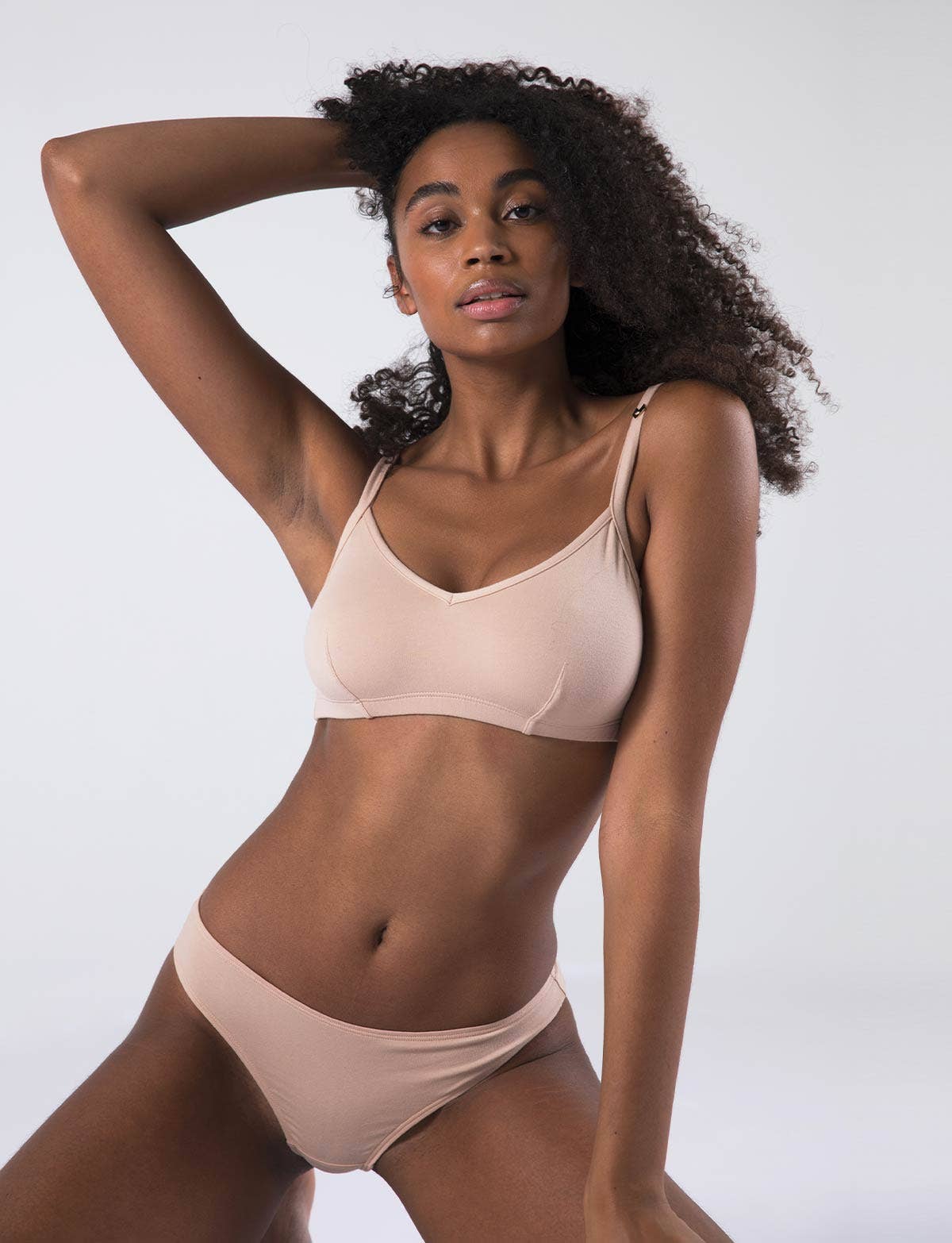 Mina Storm - Venta al por mayor Ropa interior - Mujer - Tanga Maya de algodón orgánico - Nude-Sable2