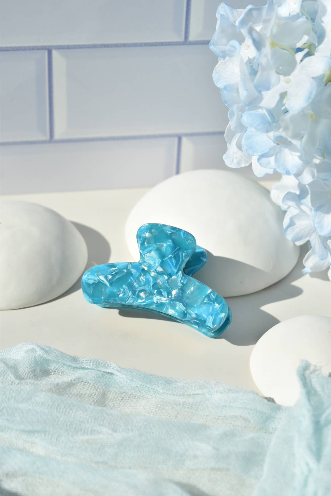 Fenna&Fei - Wholesale Hair Clip - Women's - Mini French Claw in Everyday Collection | Tortoise Shell Acetate Claw1