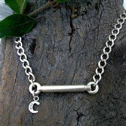 Luxe Design Jewellery - Vendita all'ingrosso Collana con ciondolo/pendaglio - Collana da uomo con urna cilindrica orizzontale per ceneri crematorie7