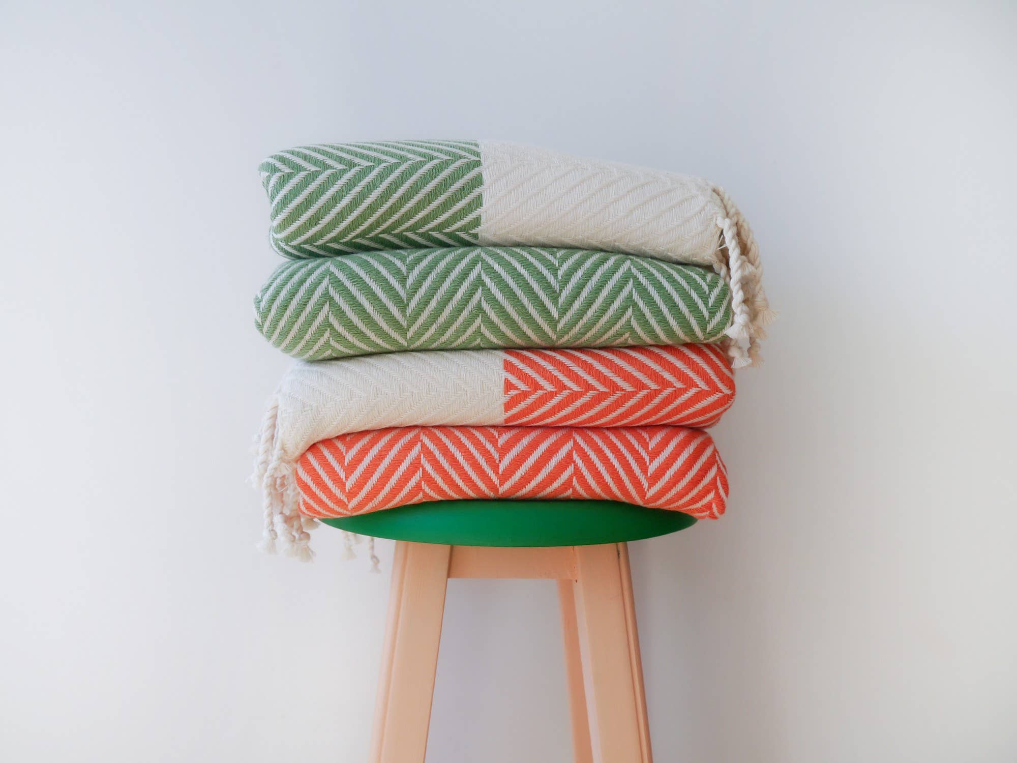 Living Roots – wholesale Throw blanket – HERRINGBONE  Handwoven Cotton Throw Blanket - Green4