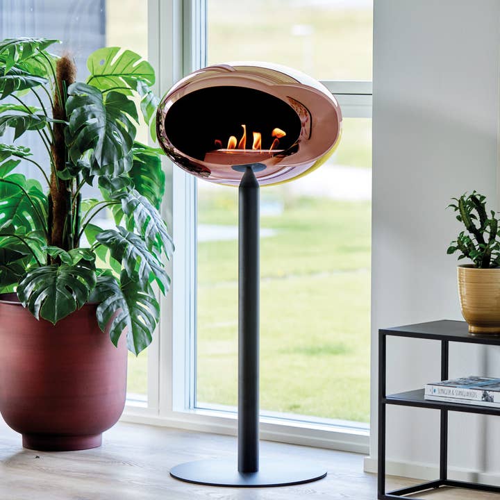 Nüline Distribution - Wholesale Fireplace Screen - Le Feu Steel High (Chromed Rose Gold Dome)15