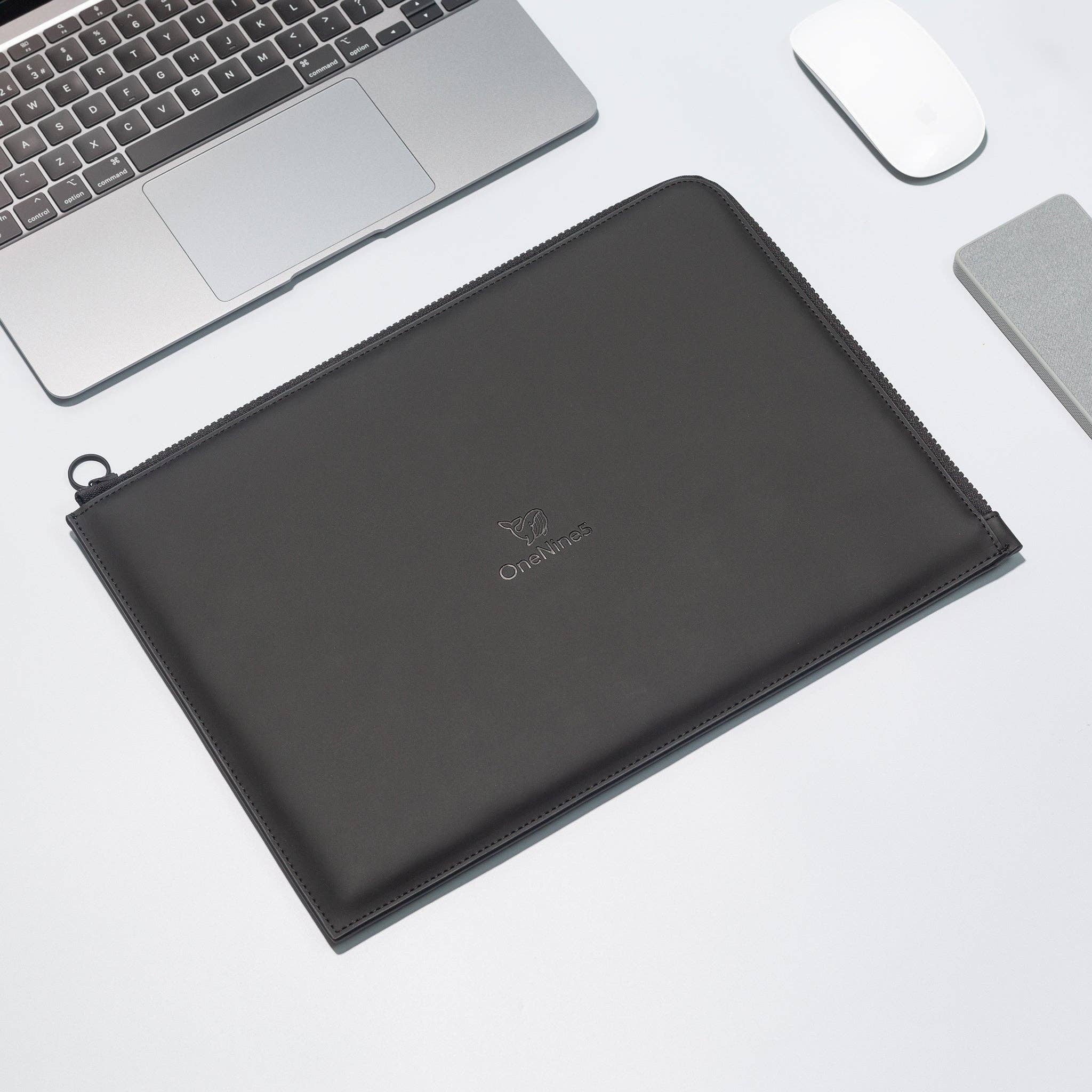 OneNine5 - Wholesale Laptop/Tablet Case - Unisex - Eco-Conscious 13" Laptop Sleeve, Miho Black5