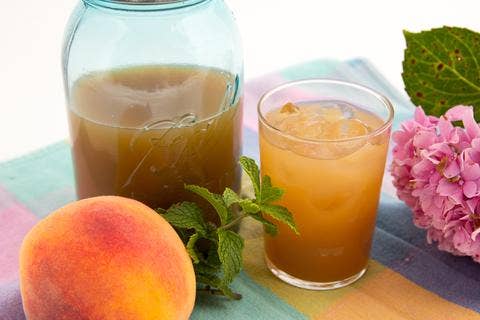 Sallie's Greatest - Wholesale Cocktail Mix/Syrup - 5 oz. Peach + Mint Simple Syrup6