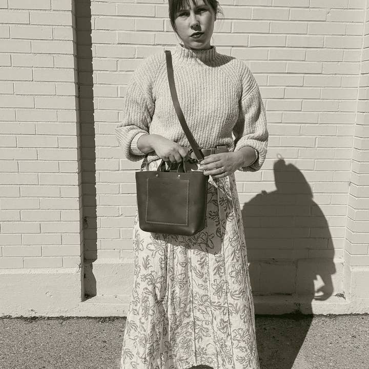 Middleyak Leather Co. - Wholesale Tote Bag - Women's - Electra Small Leather Tote14