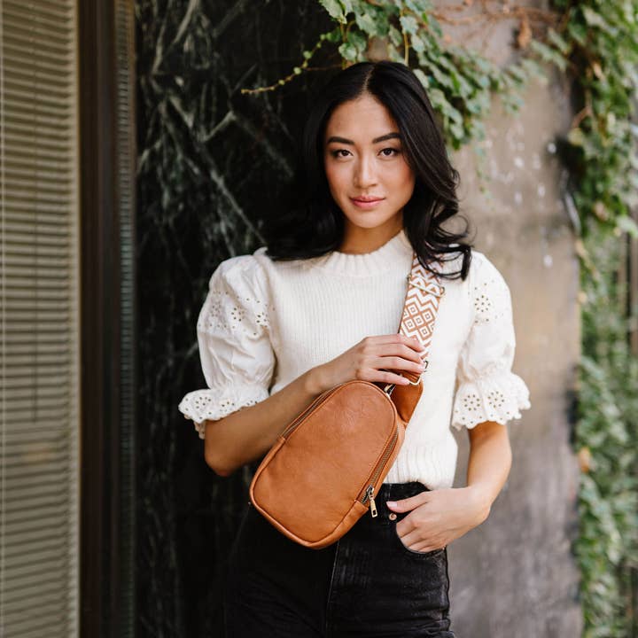 modern and chic - Wholesale Crossbody Bag - Women's - Sutton Sling Crossbody Fanny Bag7