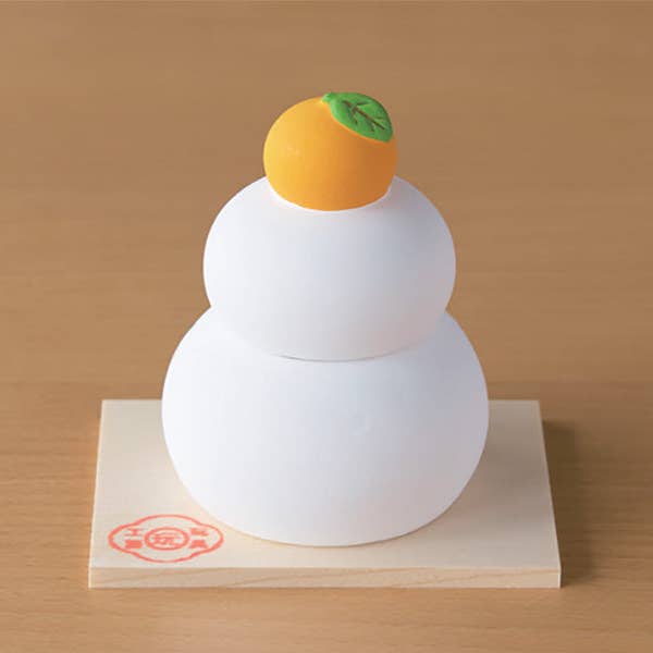 New Year Mochi Pot with Lid by Gangu Kobo for wholesale by wagumi