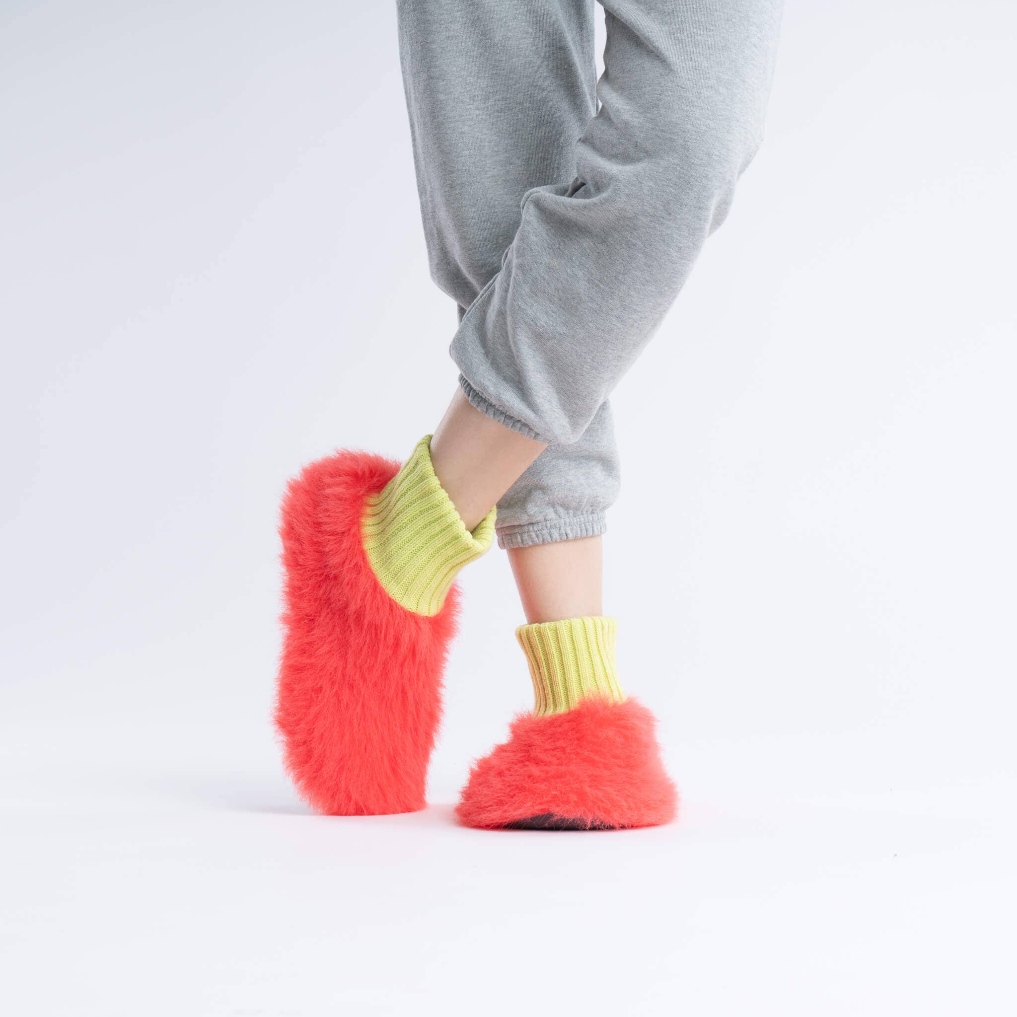 VERLOOP | knits – wholesale Slippers – Unisex – Fur Sock Slippers13