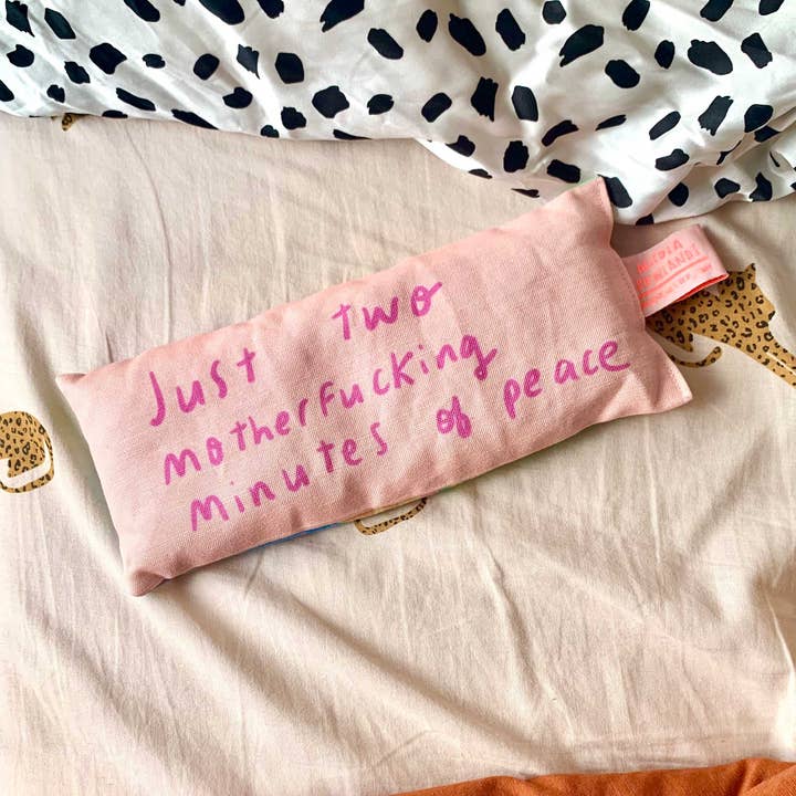 Nicola Rowlands - Wholesale Spa/Therapy Pillow - Two MF minutes lavender eyebag10