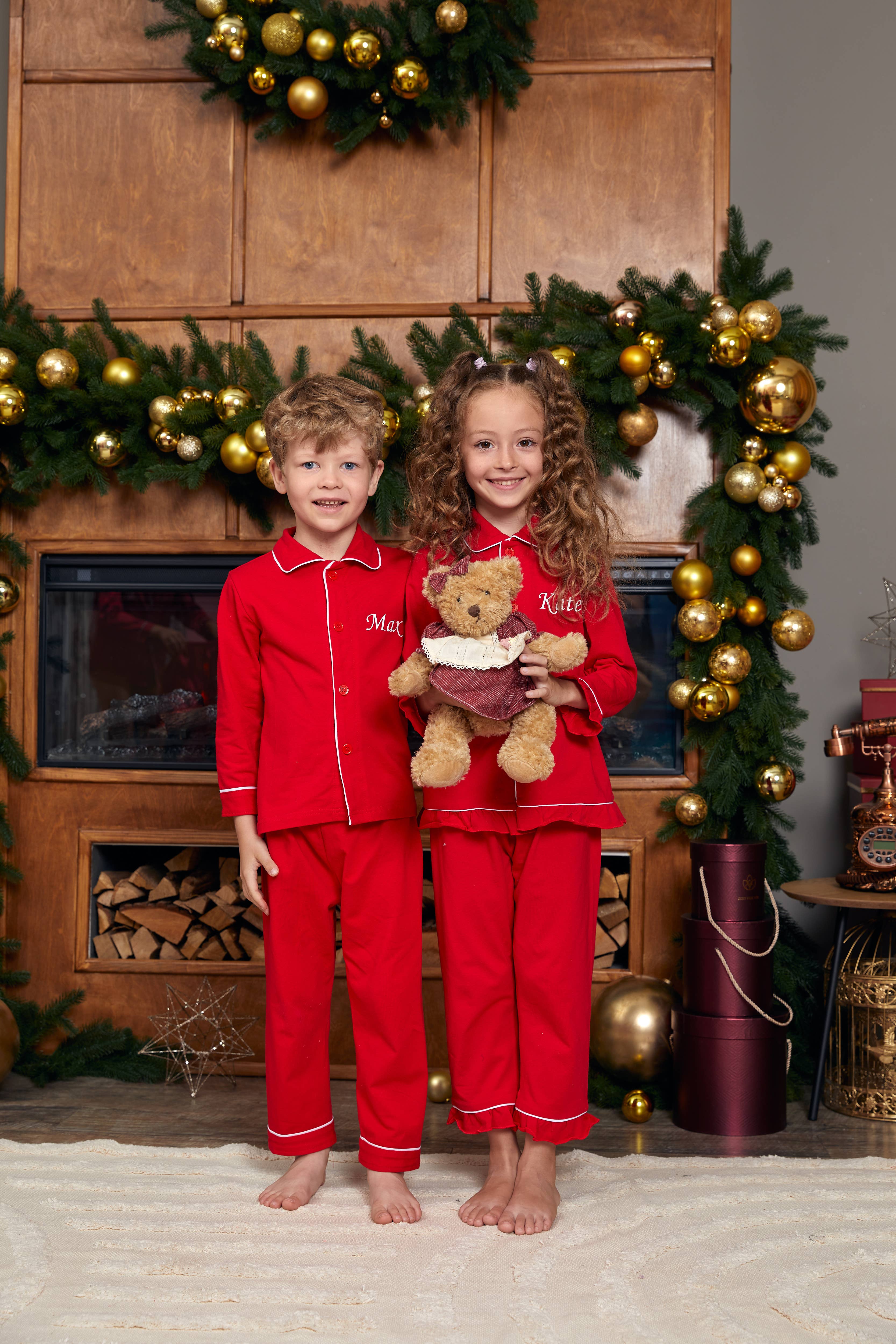 Sisters G Kids – wholesale Sleepwear set – Unisex – Family Matching Red Cotton Christmas Pajamas2