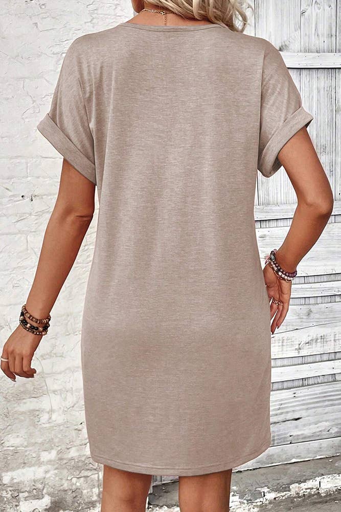 UNISHE - Wholesale Dress – Women's - Plain V Neck Buttoned Exposed Seam T-Shirt Dress AXR09519