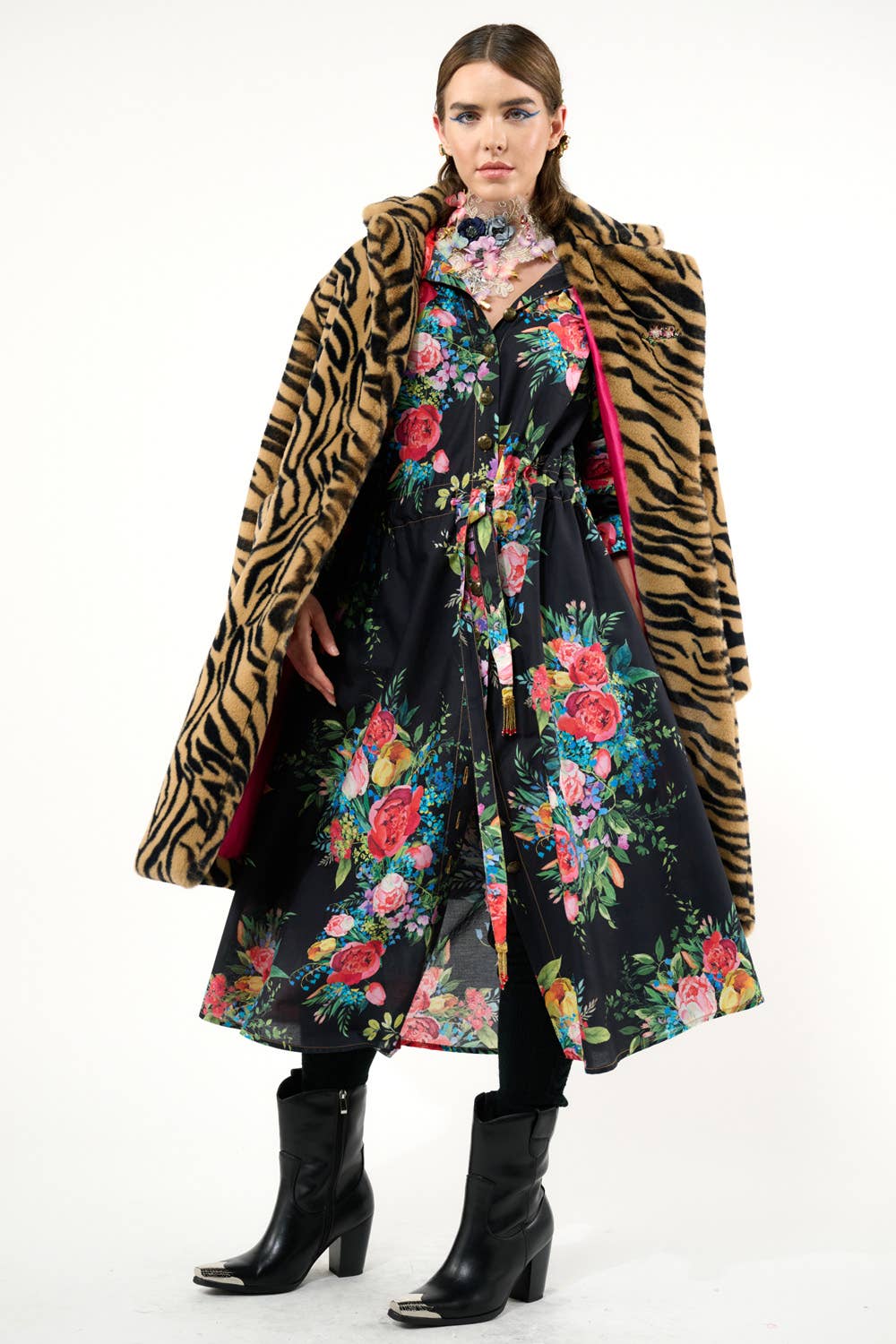 Black Floral Zinnia Shirt-Dress for wholesale on Faire21