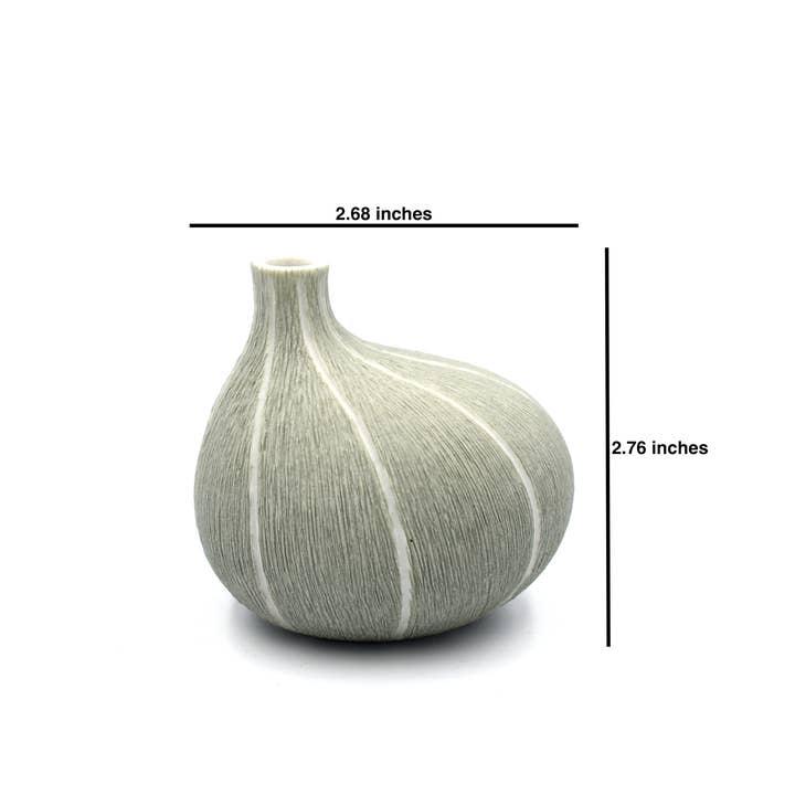 Art Floral Trading LLC - Wholesale Vaas - OMO Mini S - Grijze handgemaakte porseleinen knopvaas met 17