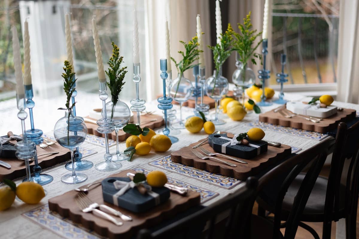 etúHOME - Wholesale Candle Holder - Glass Candlestick Pair, Medium, Sapphire Blue8