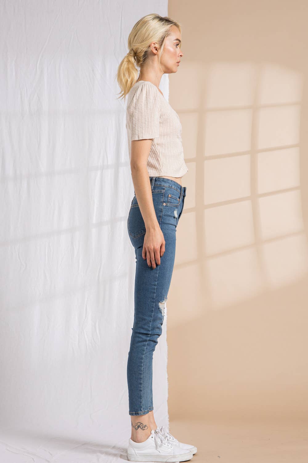 LENA - Wholesale Knit Top - Women's - Knit Rib Short Sleeve Sweet Heart Neck Cinched Top0