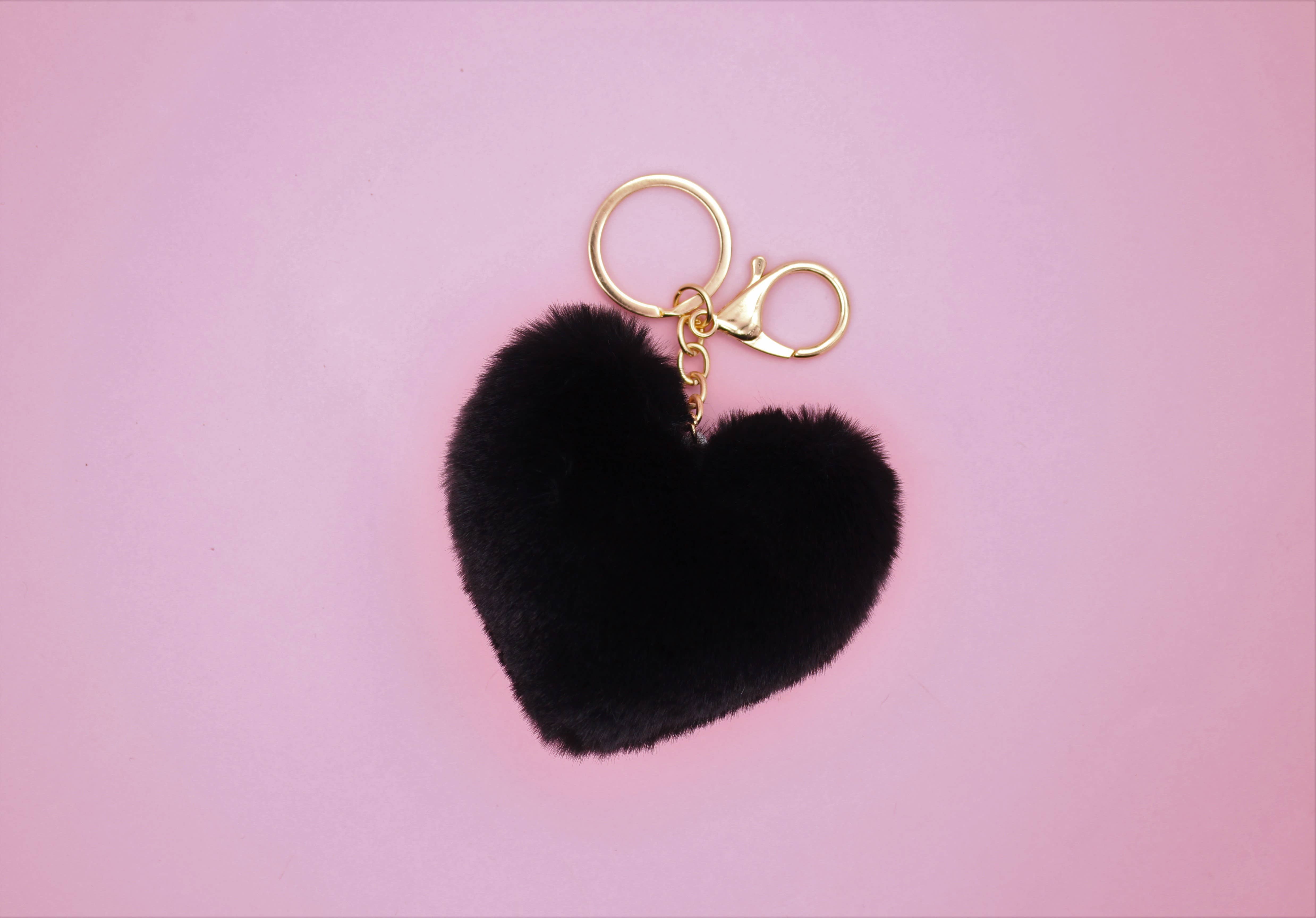 Real Sic – wholesale Keychain – Unisex – Pom Pom Fuzzy  Heart Key Chain for girl's bag and purse8