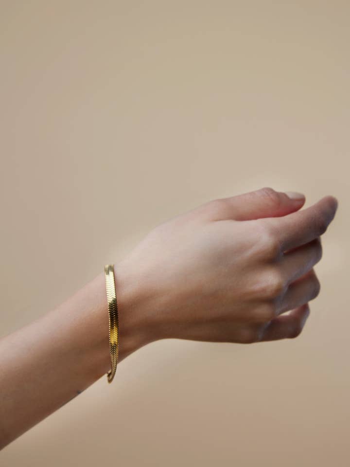 Geometric 5mm Herringbone Snake Chain Bracelets for wholesale by Pristti Design