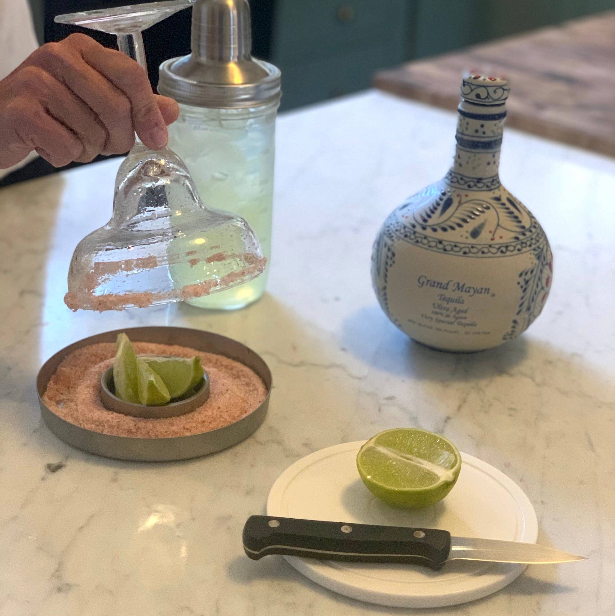 Fox Run Brands – Shaker de coquetel por atacado – Armador de Cocktail 3 em 1 em Aço Inoxidável Outset, 6" x 6" x 1.1"2