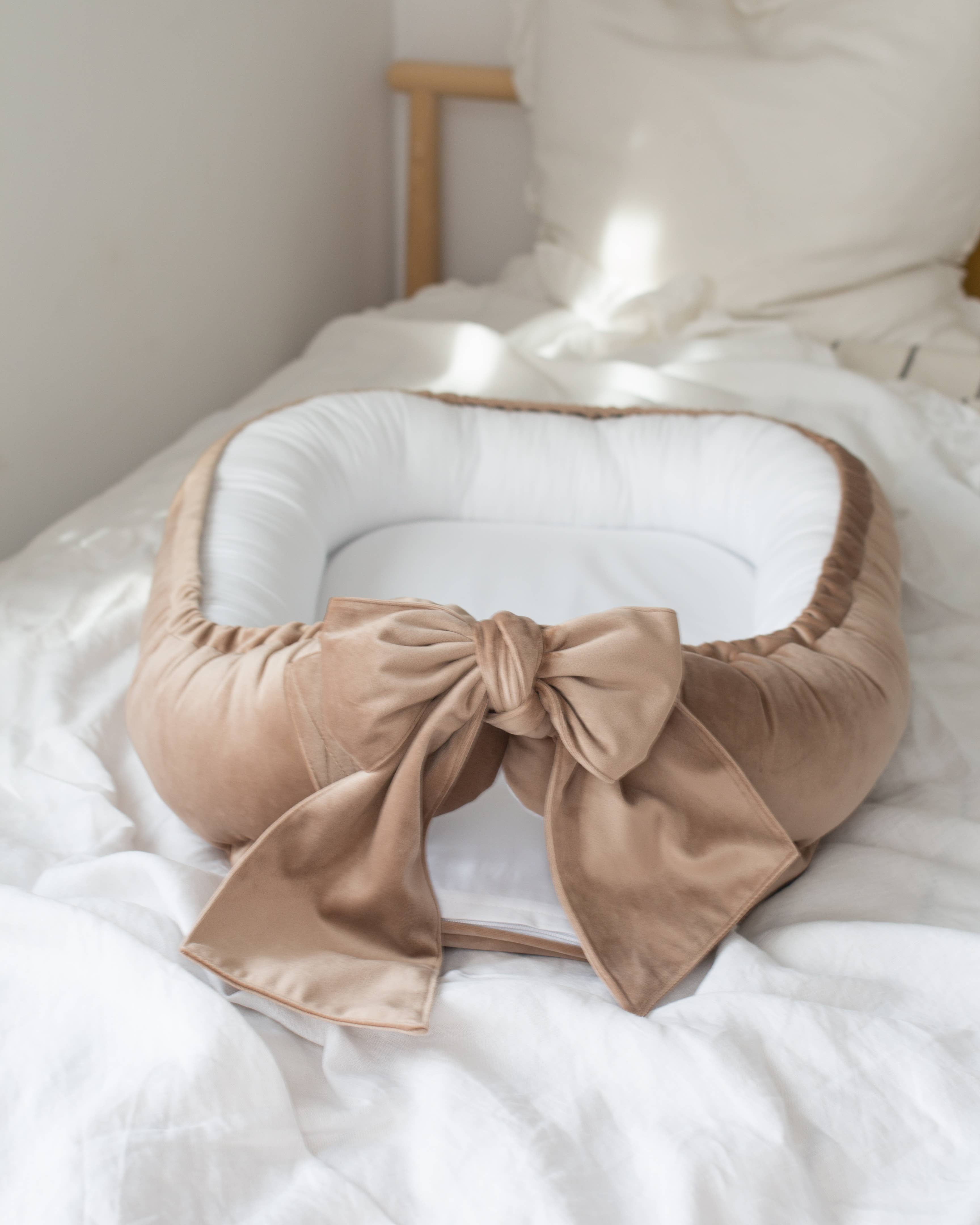 Babyly - Wholesale Bassinet - Baby - velvet babynest with bow (5 colors) - BABYLY22