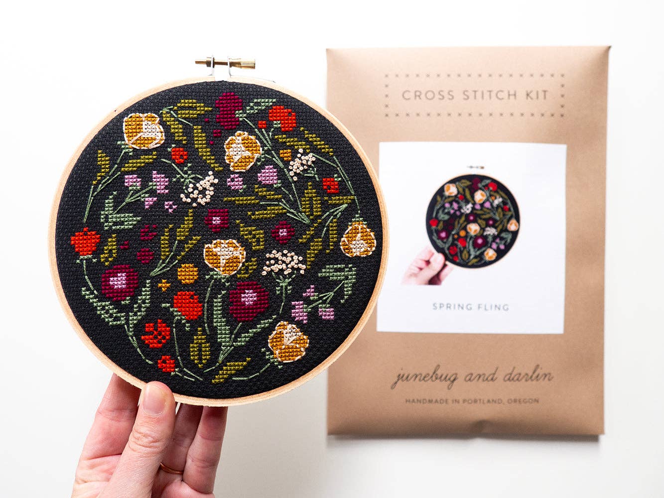 Junebug and Darlin – Großhandel Kreuzstich-/Stickzubehör – Spring Fling Set für Kreuzstich1