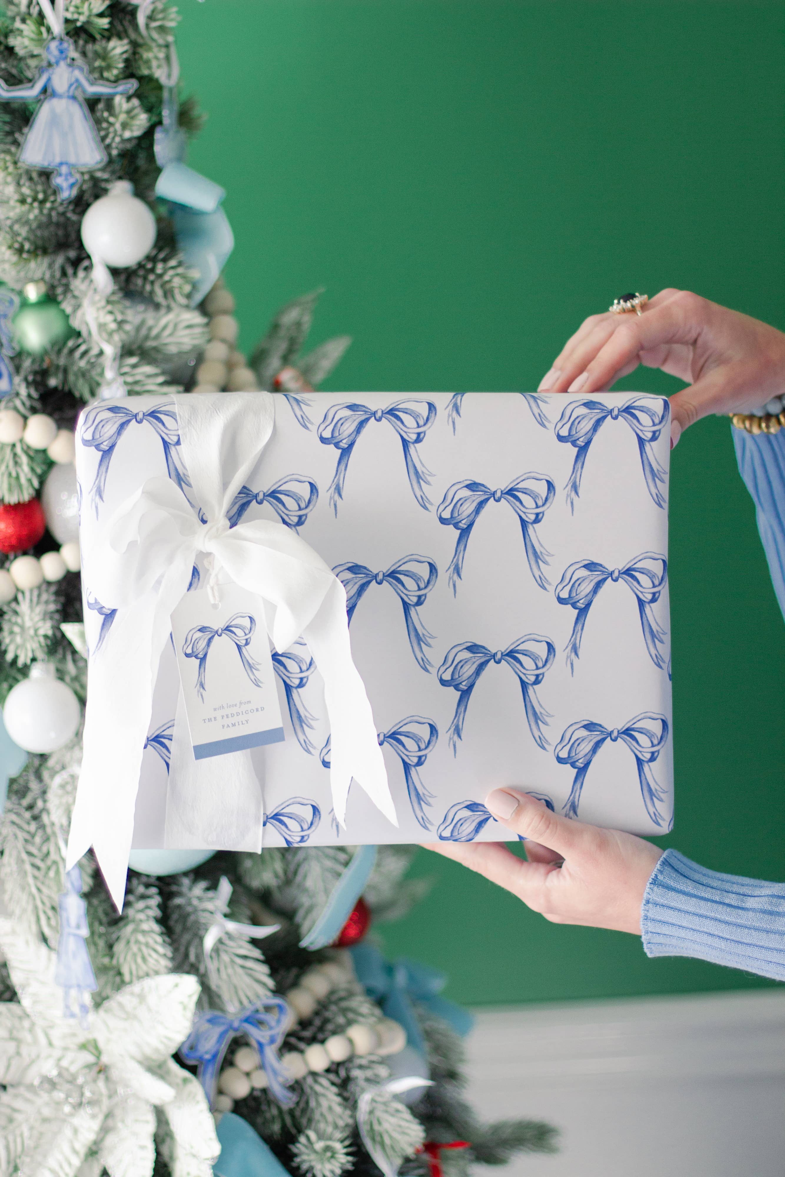 Simply Jessica Marie - Wholesale Flat Wrap - Blue & White Bows Christmas Wrapping Paper 3 Sheet3