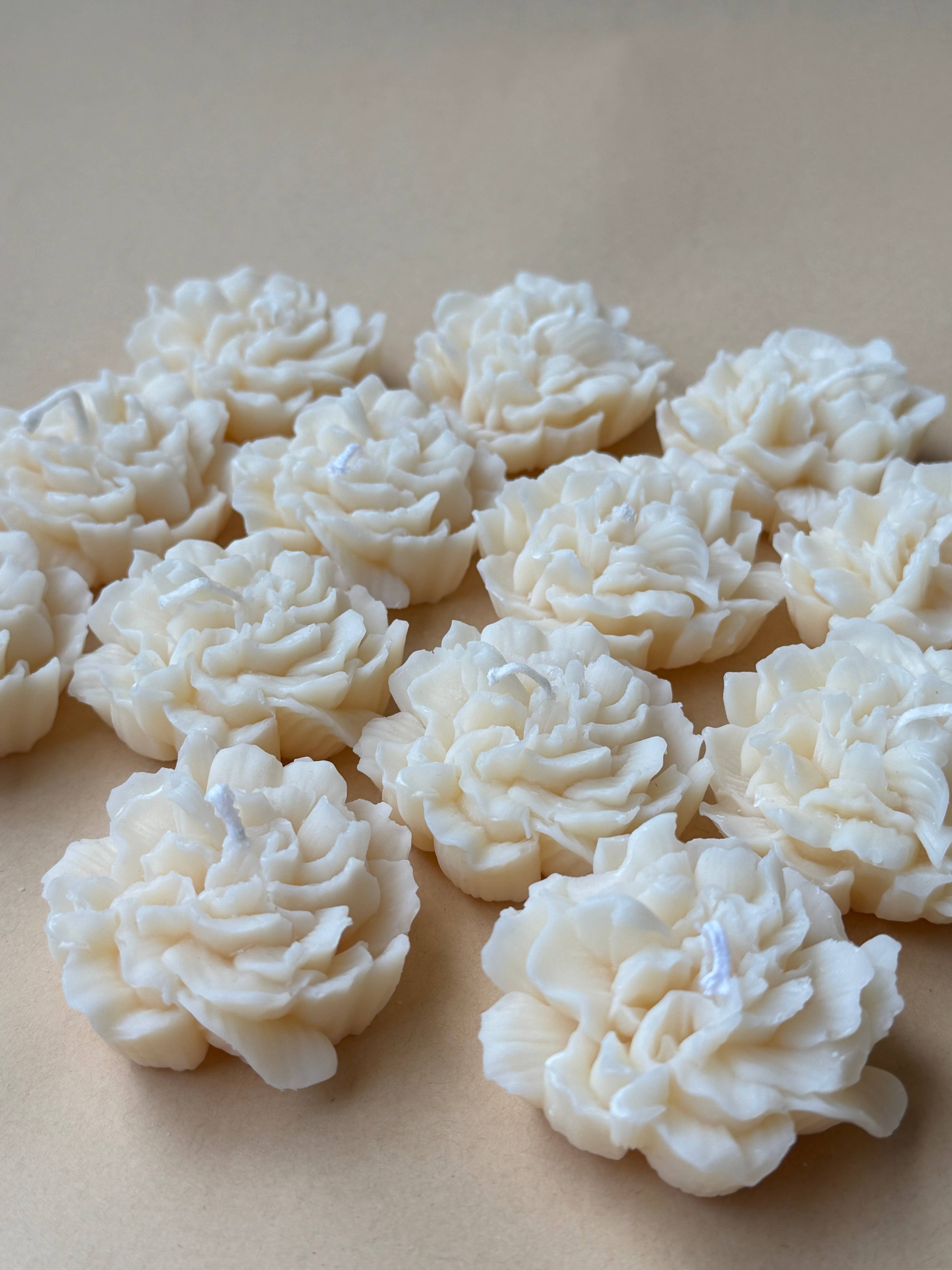 MikuniCandle - Wholesale Novelty Candle - Carnation1