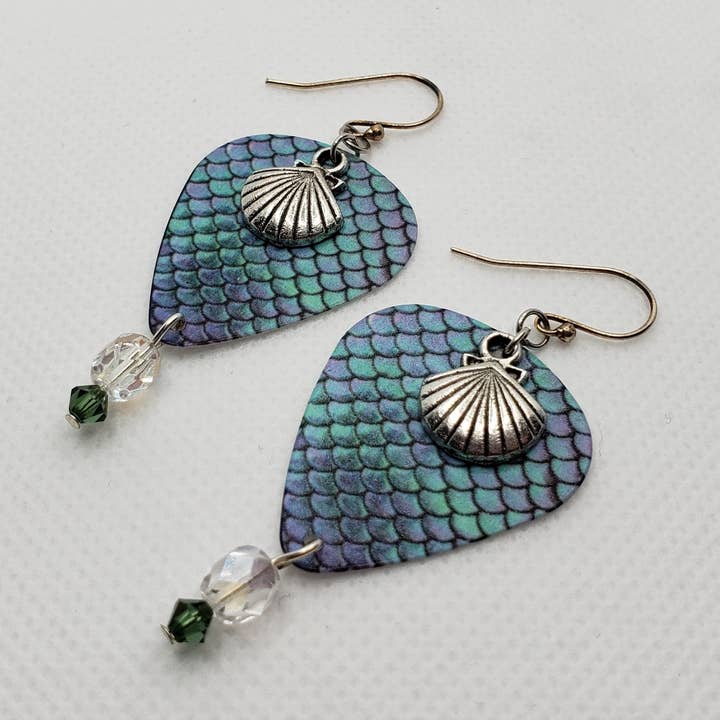 Orecchini plettro - Mermaid Scales per la vendita all'ingrosso da parte di Divine Dragon Designs