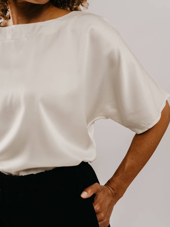 A CAMISETA PÉROLA por atacado de Crescenda