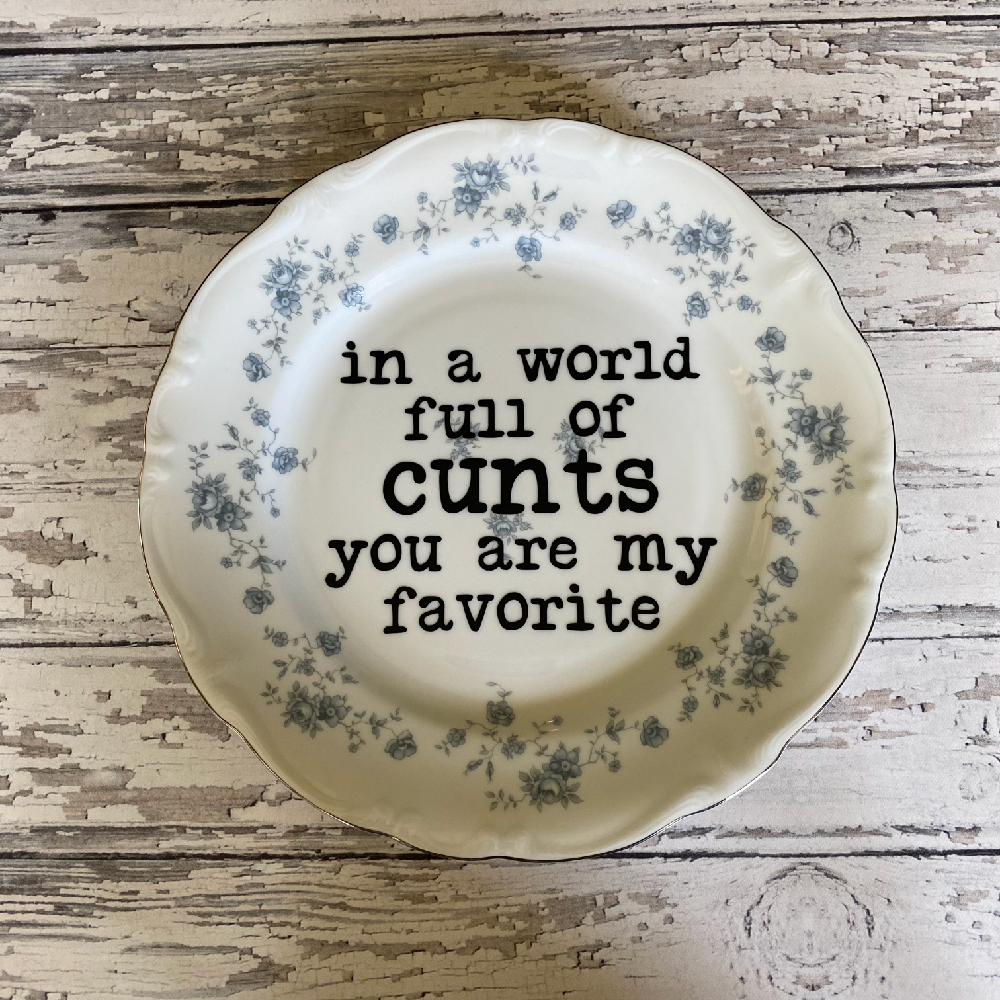 pretty little creeps - Wholesale Decorative Plate/Dish/Bowl - Fav Cunt, Funny Plates, Trending, Decor, Gift Shop, Tourist0