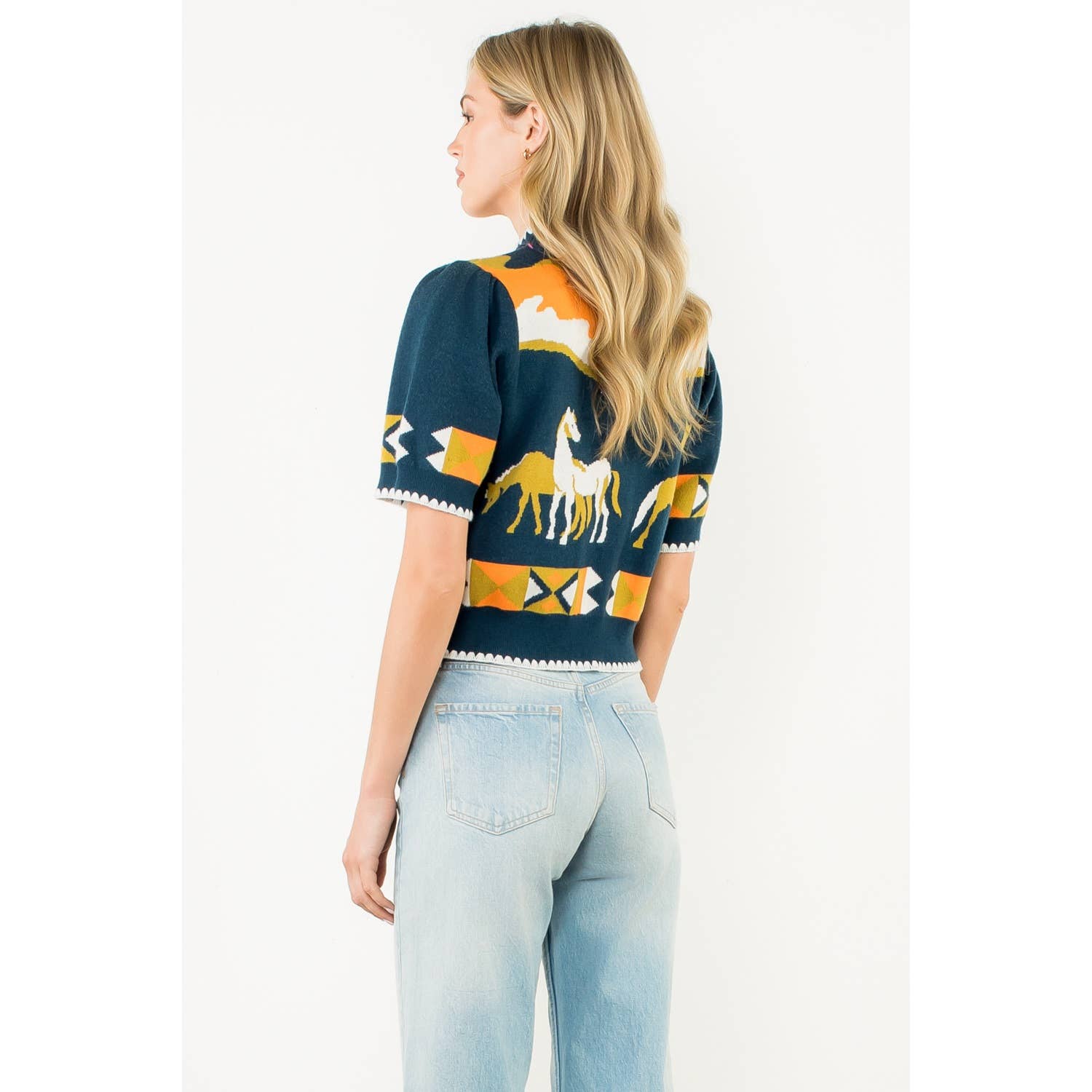 THML - Wholesale T-Shirt - Women's - Short Sleeve Horse Detail Top15