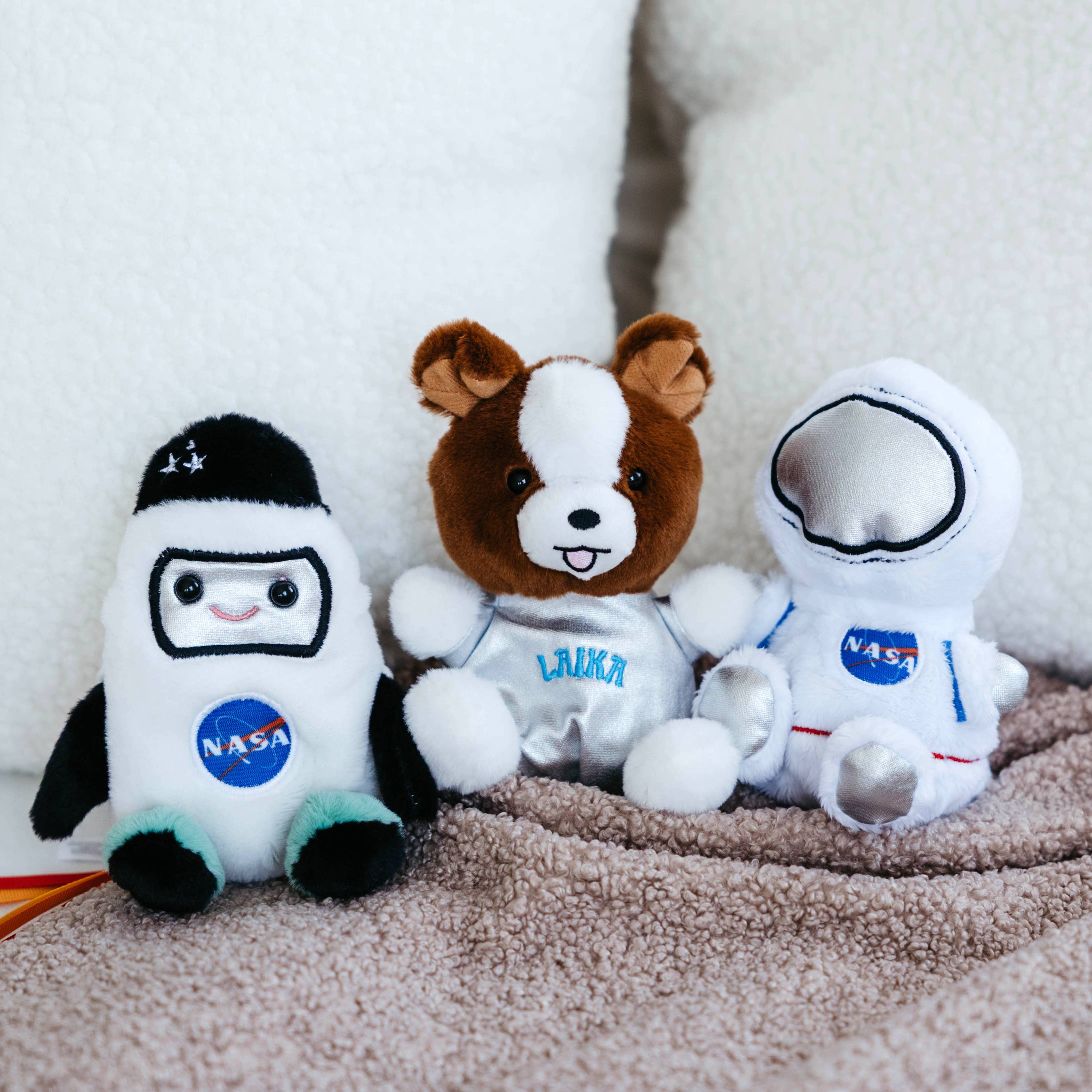 The Petting Zoo - Wholesale Stuffed/Plush Toy - Kids & Baby - 6'' (14cm) Nuggetz Space Rocket1