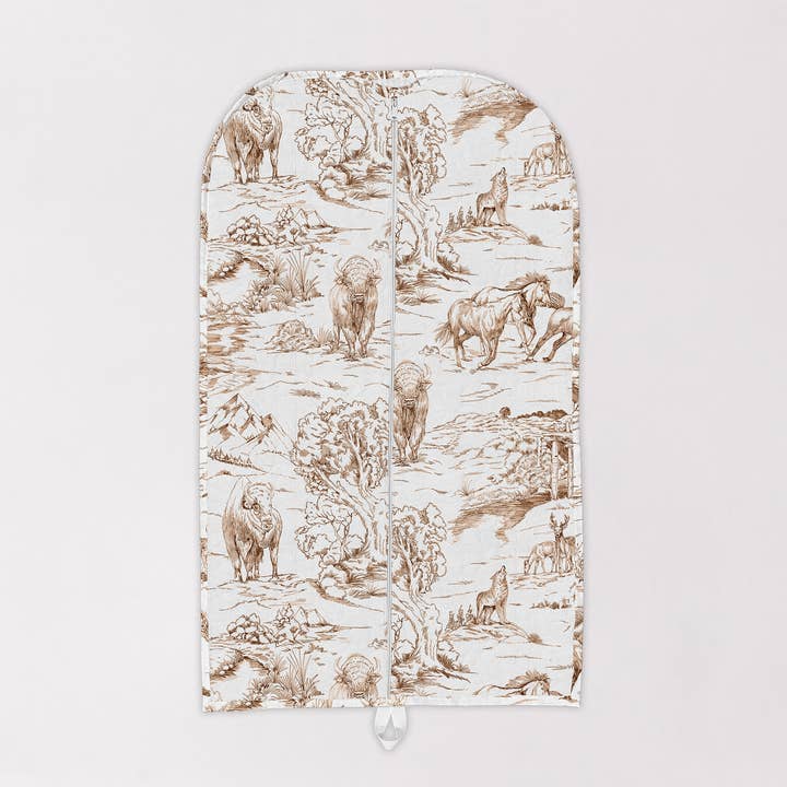 Bruine gewatteerde kledingtas van Buffalo Toile voor wholesale door Ida Mae Home