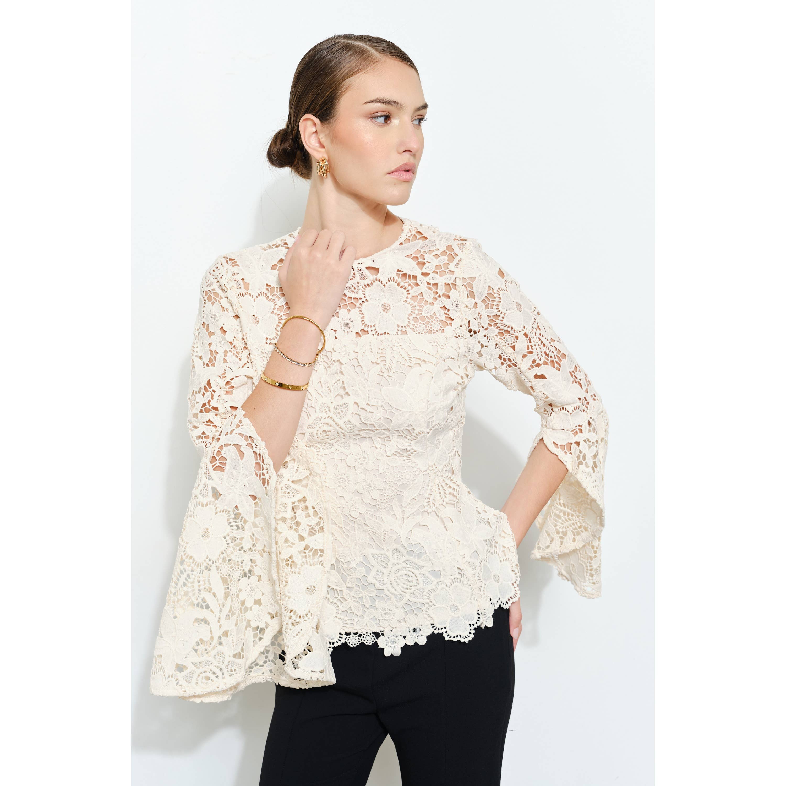 INA - Wholesale Blouse - Women's - Floral Lace Slitted Long Sleeves Blouse Woven Top12