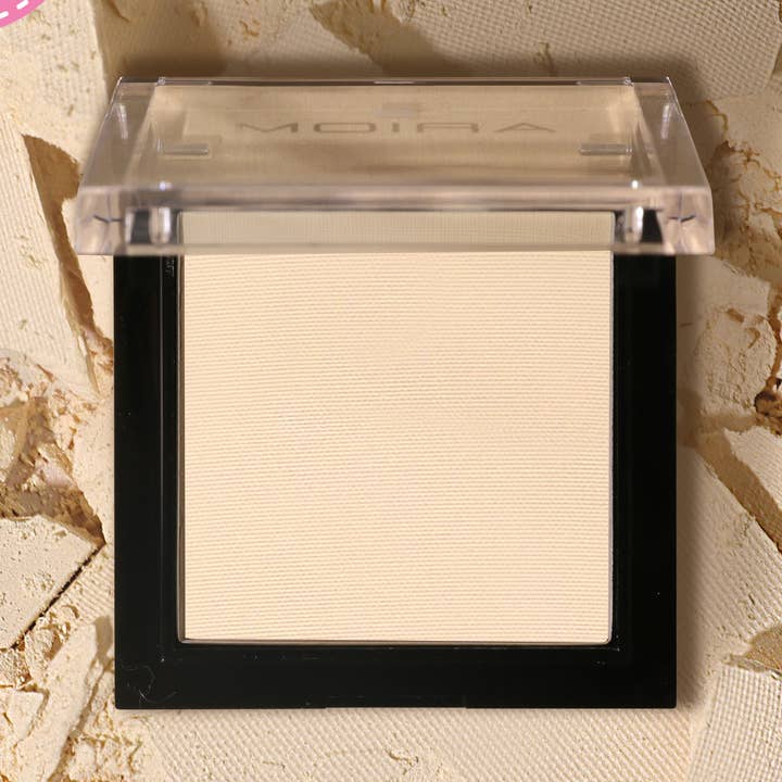 Lavish Pressed Finishing Powder (200, Banana) for wholesale by Moira Cosmetics
