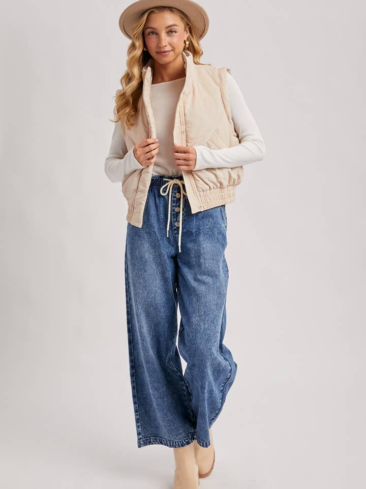 Bluivy - Wholesale Outerwear Vest - Women's - BOMBER STYLE PUFFER VEST WITH POCKETS9