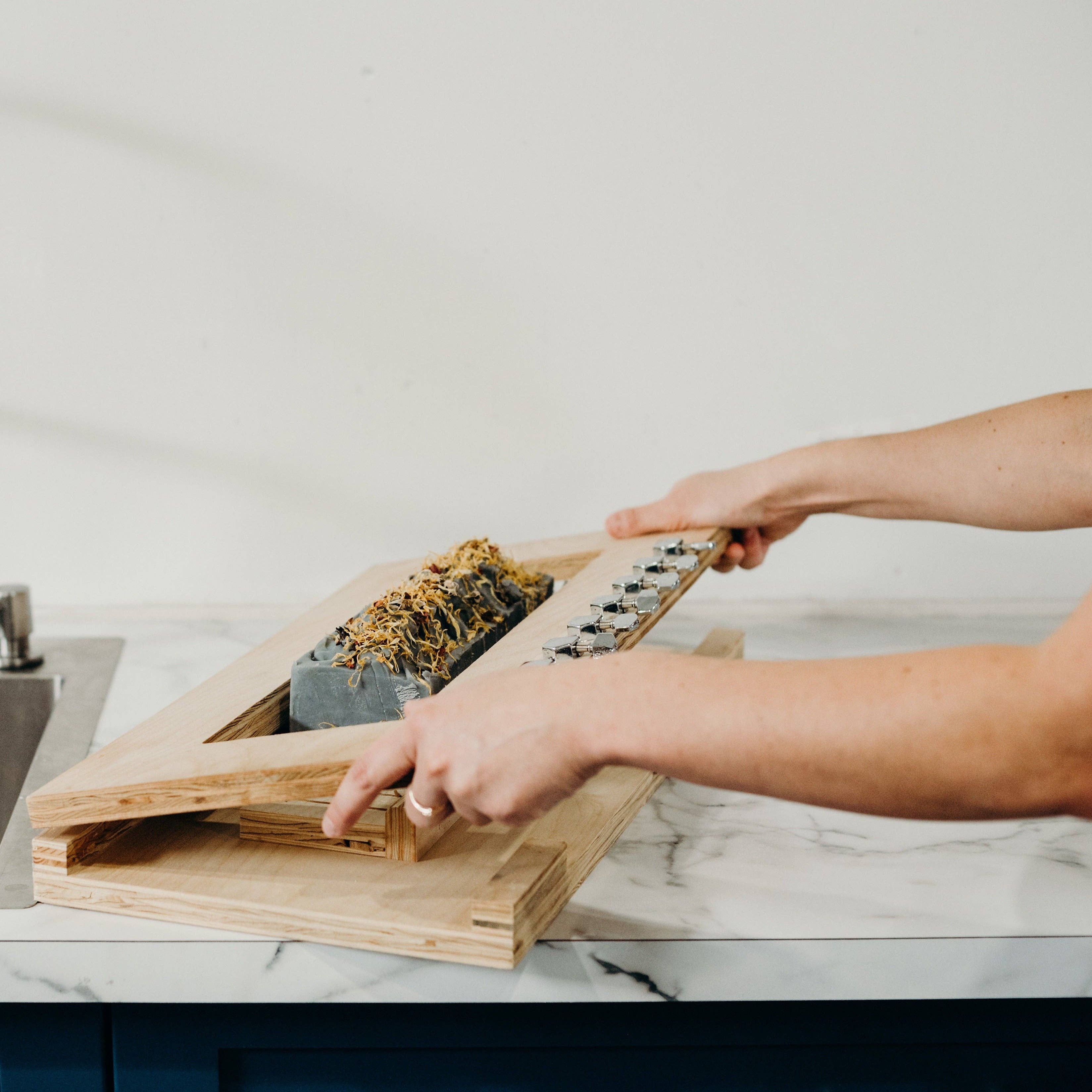 SOAK Bath Co - Wholesale Bar Soap - Charcoal Tea Tree Soap Bar - Canadian Handmade6