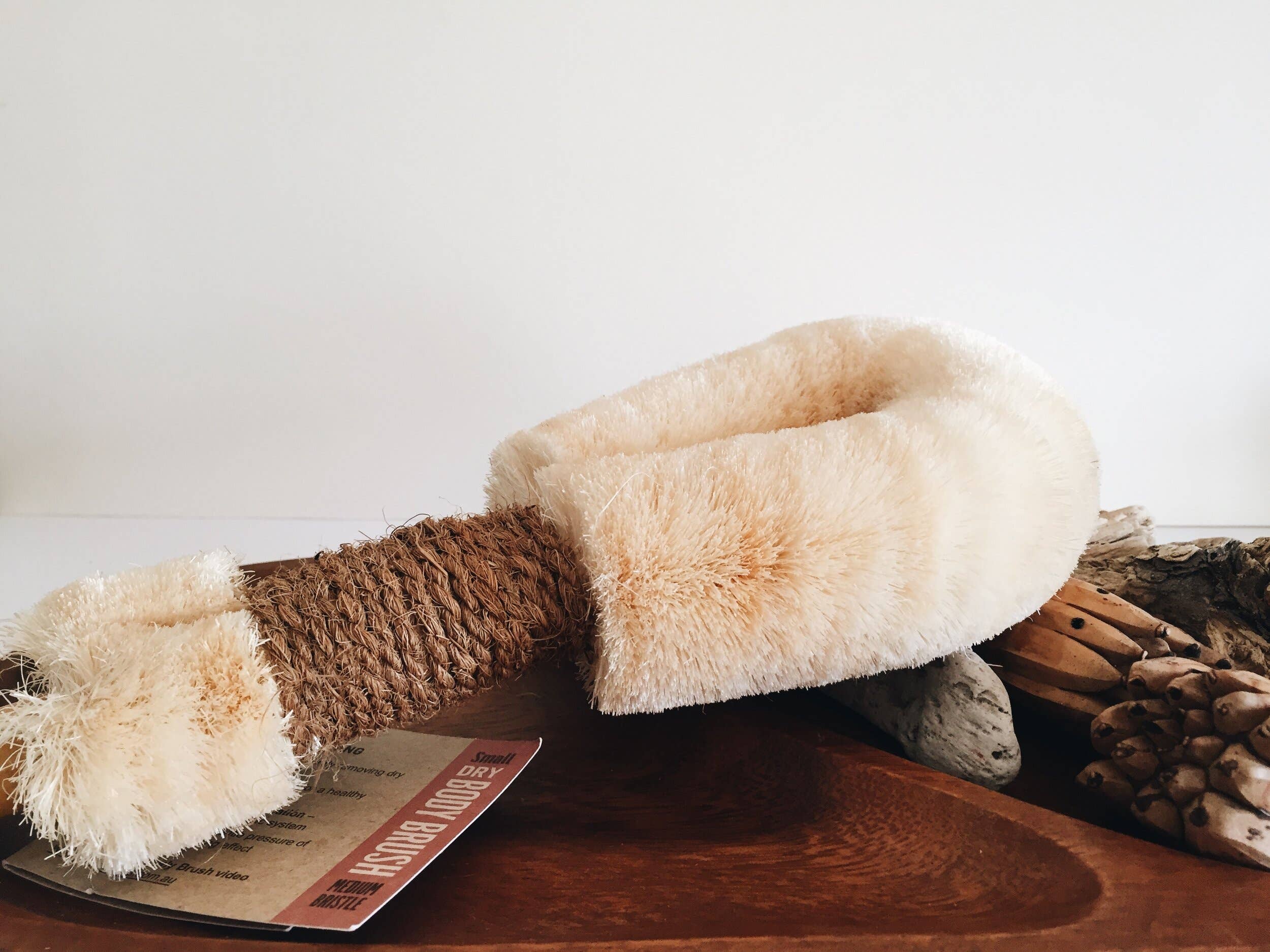 Ethical Global - Vente Brosses pour le corps - Brosse sèche pour le corps de qualité supérieure, entièrement naturelle1