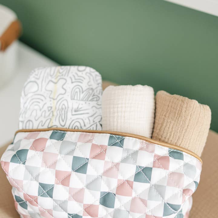 Frederick Family Co. - Wholesale Makeup/Cosmetic Bag - Quilted Carry All Pouch for Women – Large Makeup Organizer Bag, Stand Up Toiletry Case, Wide Zipper Opening, Cute Travel Pouch30