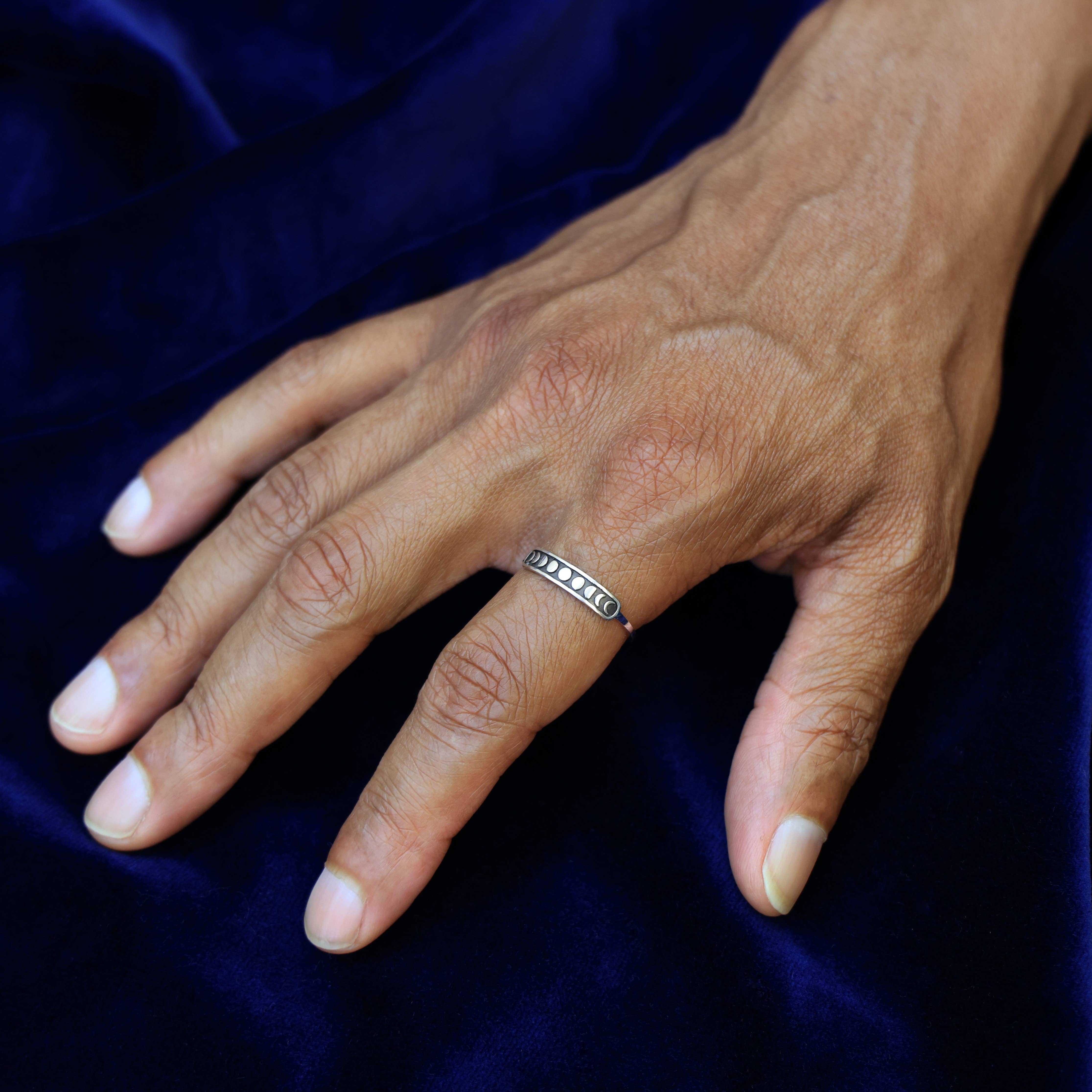 Nina Designs - Vendita all'ingrosso Anello midi/a fascia - Anello Fasi Lunari in Argento Sterling o Bronzo4