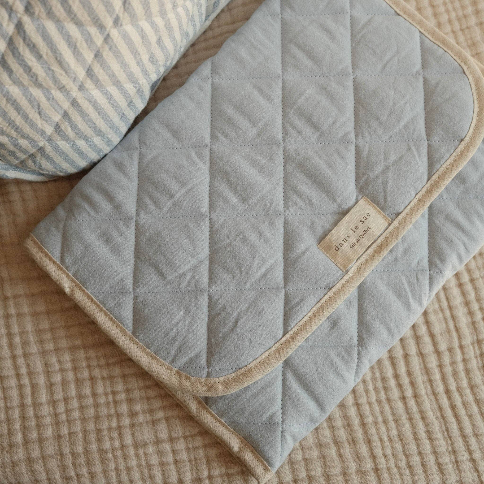 Dans le sac – wholesale Blöjbytesmatta - Baby – Skötmatta för baby - lätt att stoppa i skötväskan1