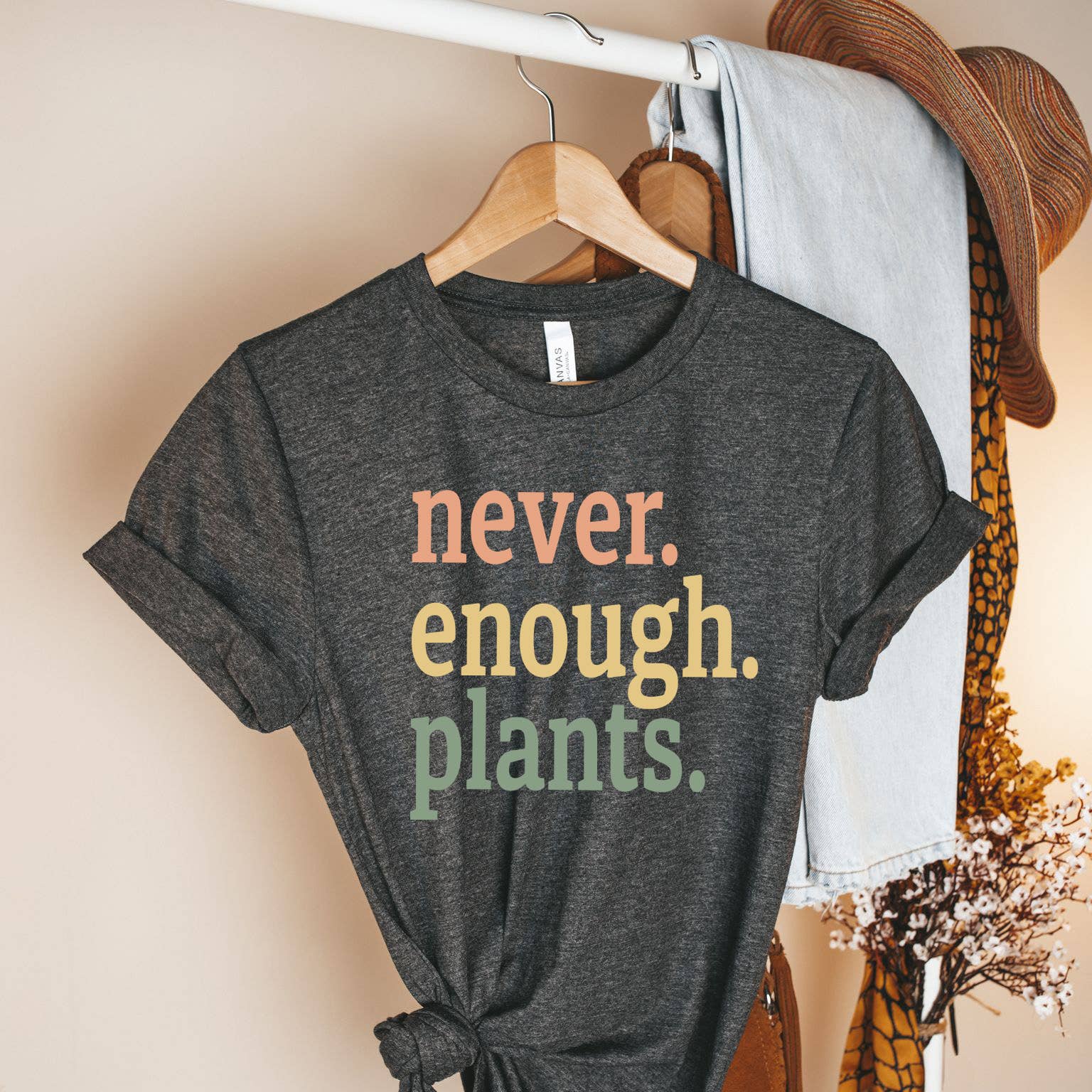 One Nine - Wholesale T-shirt met print - Dames - Nooit, genoeg, planten -Bella3