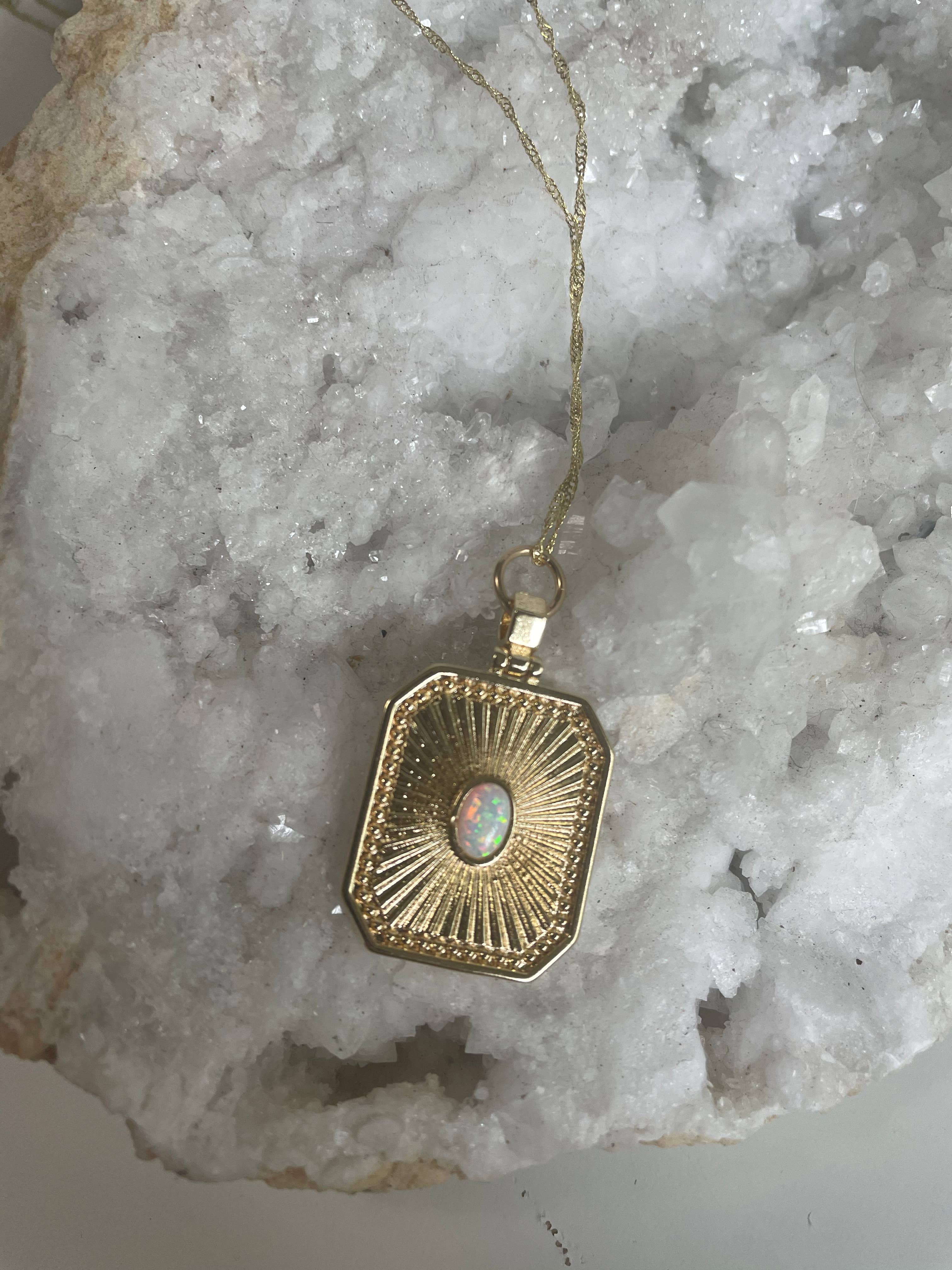House of Au.ORA - Wholesale Pendant/Charm Necklace - Circle In The Sand  Necklace2