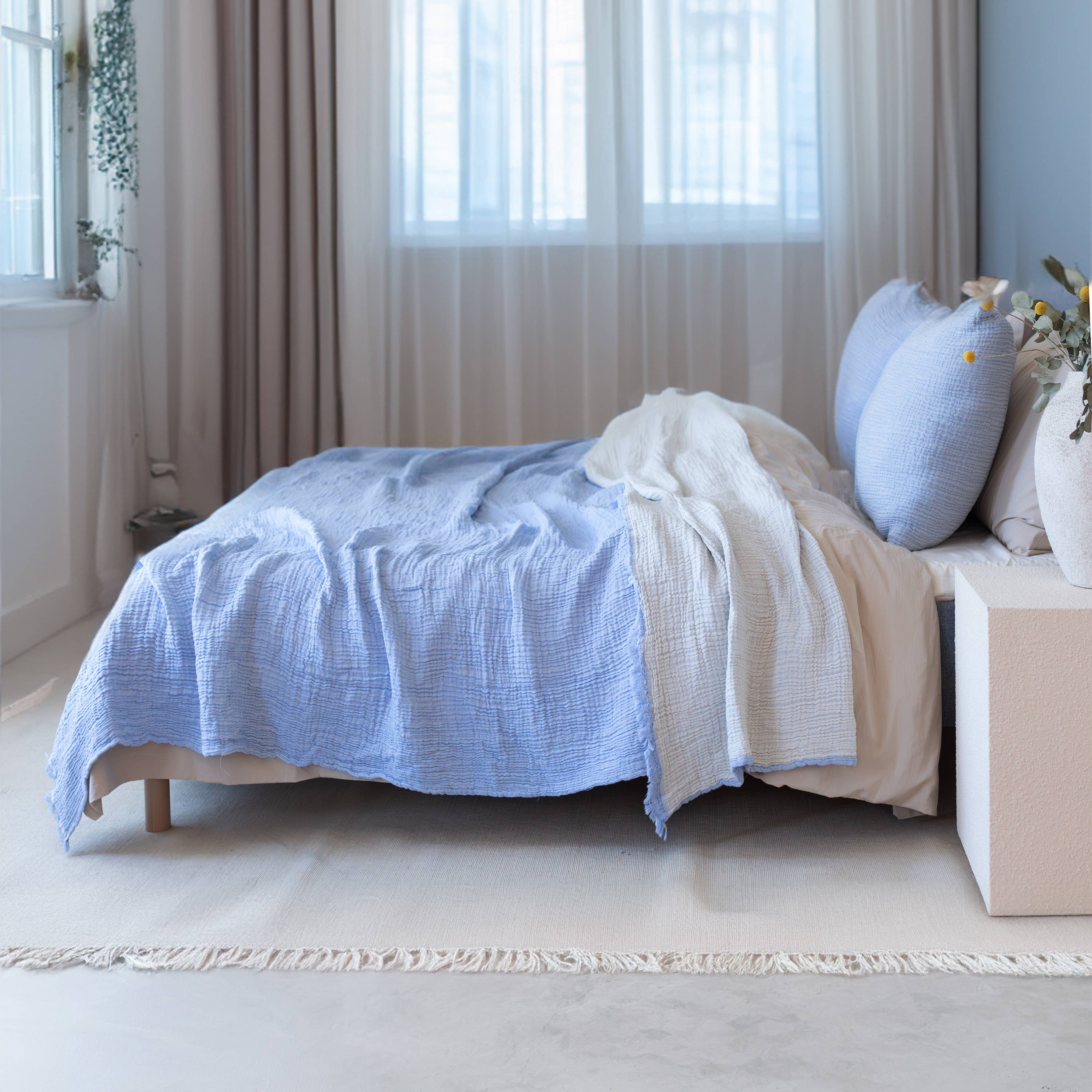 Vivamaison - Vente Plaids - Couvre-lit en mousseline frangé 100 % coton doux, 4 couches premium2