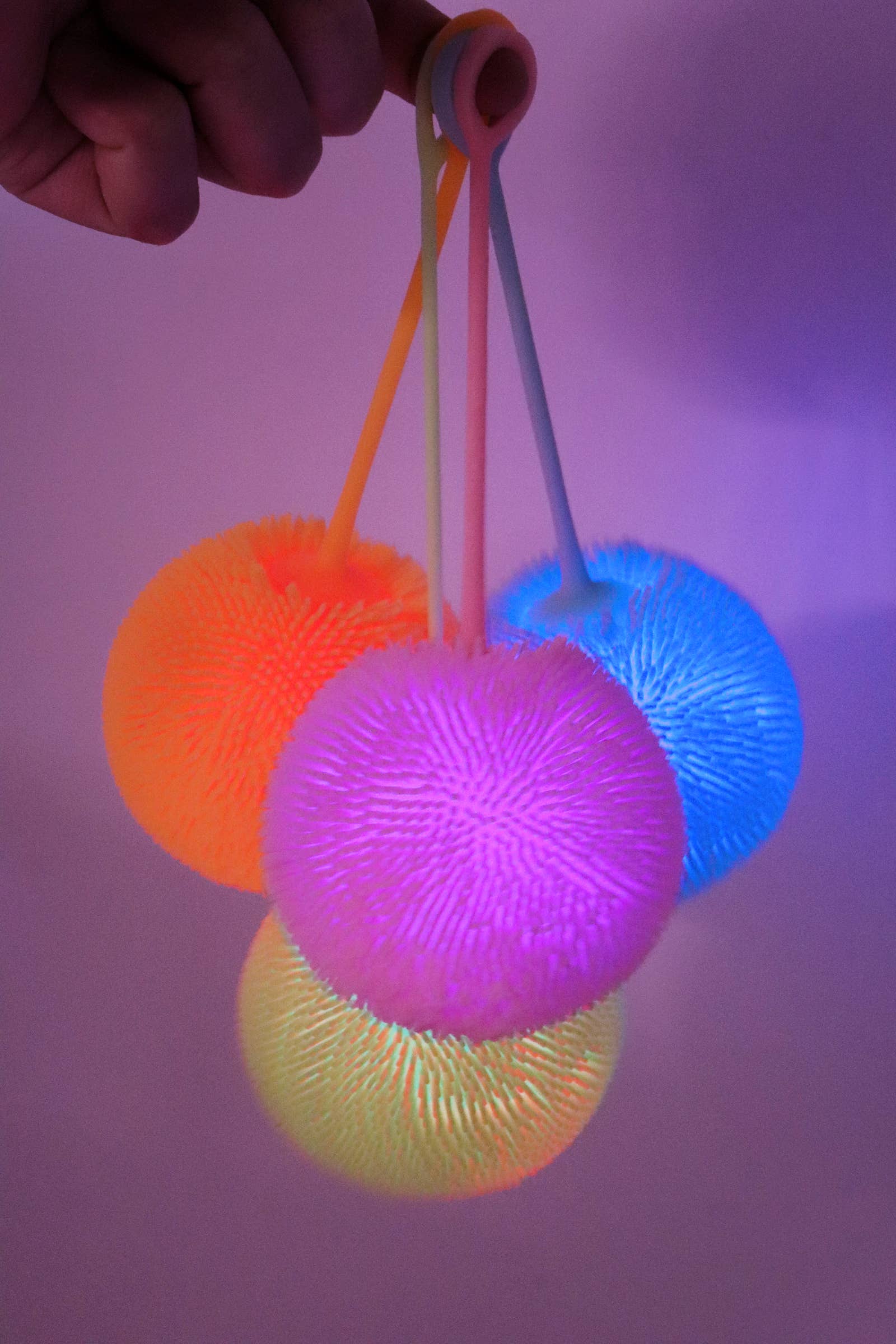 Cap Zone – wholesale Mjuk leksak - Barn och baby – Pastellfärgad taggig blåsfisk LED jojo-returboll leksak3